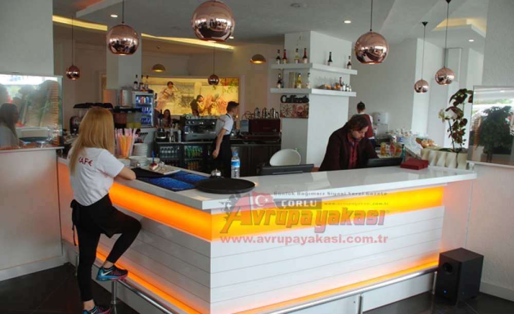 Varna Kafe Açıldı