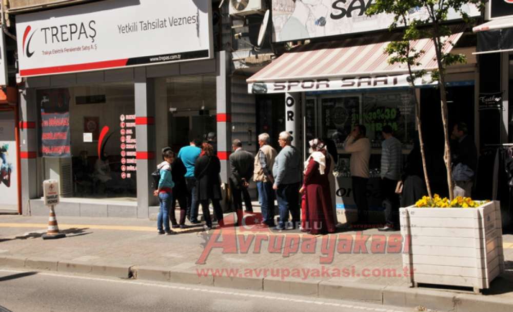 Fatura Kuyrukları Uzadıkça Uzuyor 