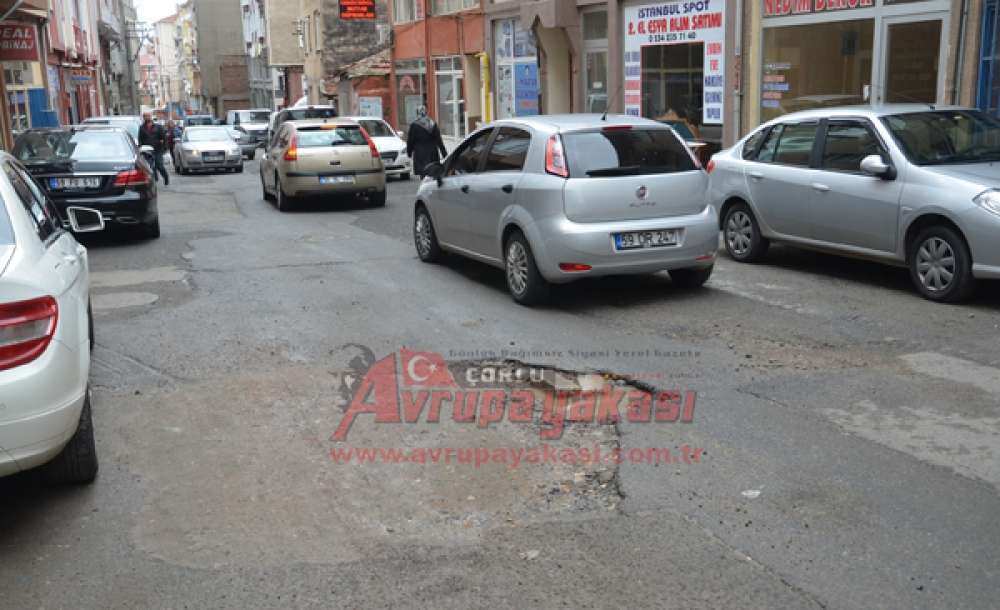 Teski Kazınca Kim Asfaltlıyor?