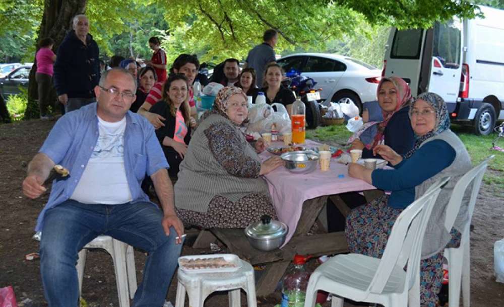 Akrabalar Piknikte Buluştu