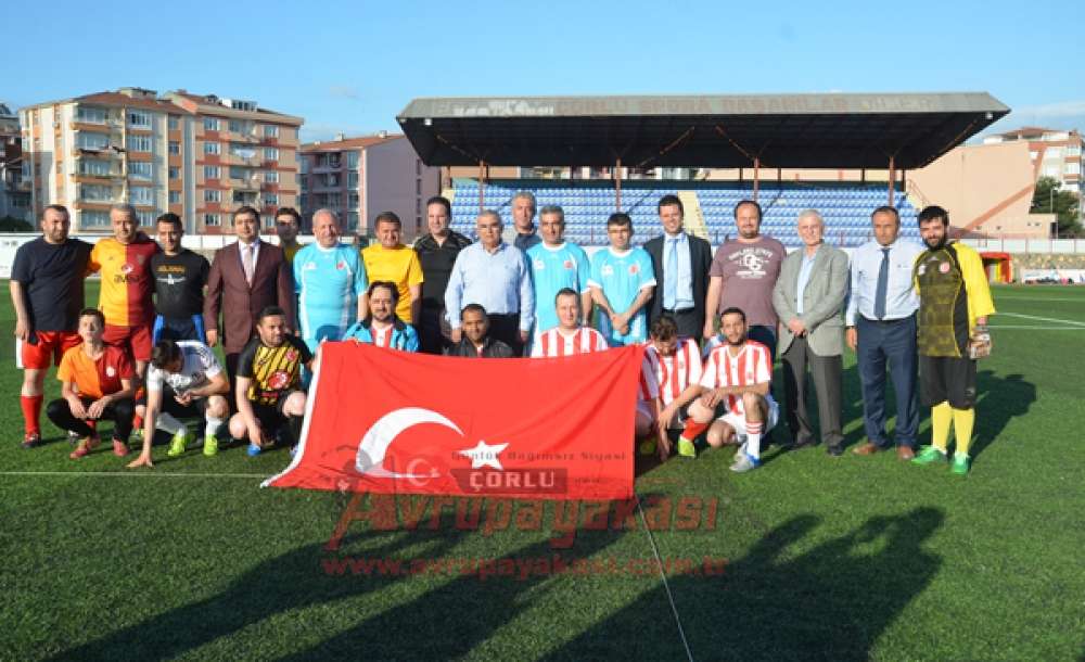 Önce Dostluk Sonra Protokol Kazandı