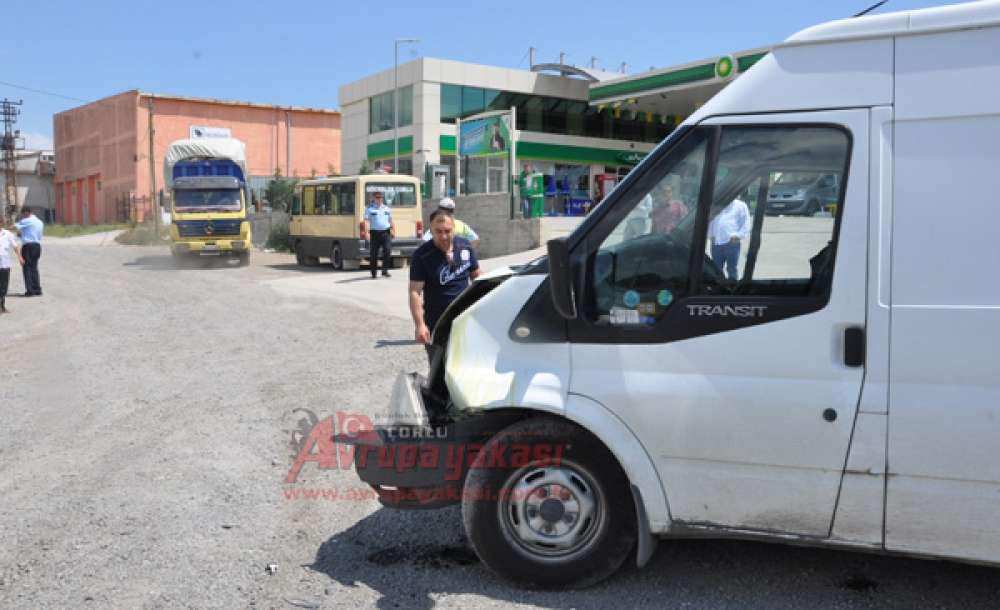 Ergene`de Zincirleme Kaza 2 Yaralı