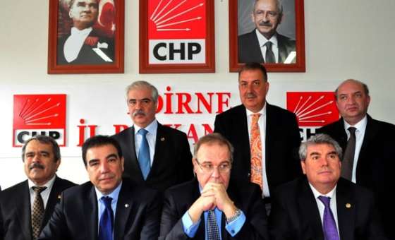 Chp Genel Başkan Yardımcıları Öztrak Ve Toprak  Diyarbakır'daki Nevruz Kutlamalarını Eleştirdi