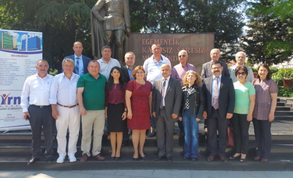 İrmet Hospital Muhtarlarla Bir Araya Geldi