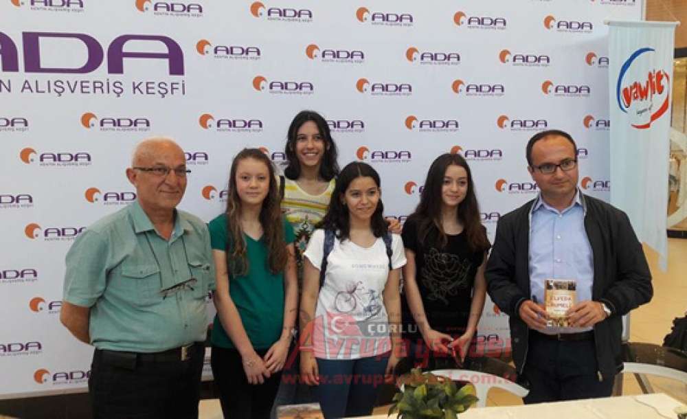 Çorlulu Genç Yazar Ramis Çınar Sakarya'da Kurlarıyla Buluştu