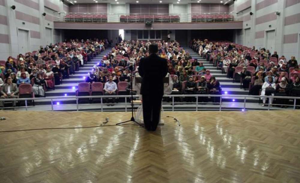 Çorlu Müftülüğü`nden Mahremiyet Bağlamında Sosyal Medya Ve Aile Konferansı