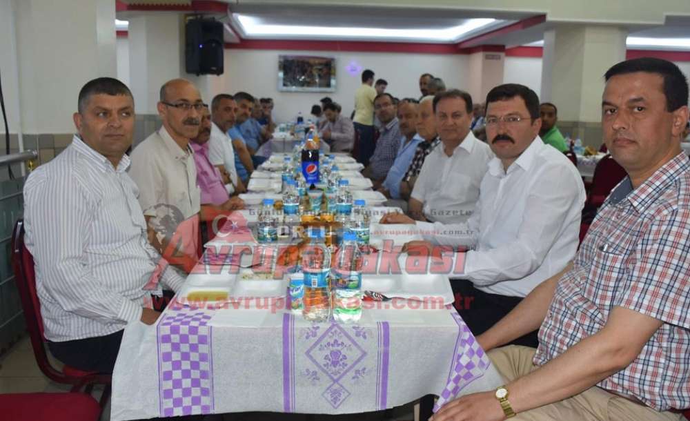 Çorlu Evcil Kanatlılar Derneği Üyeleri İftarda Buluştu