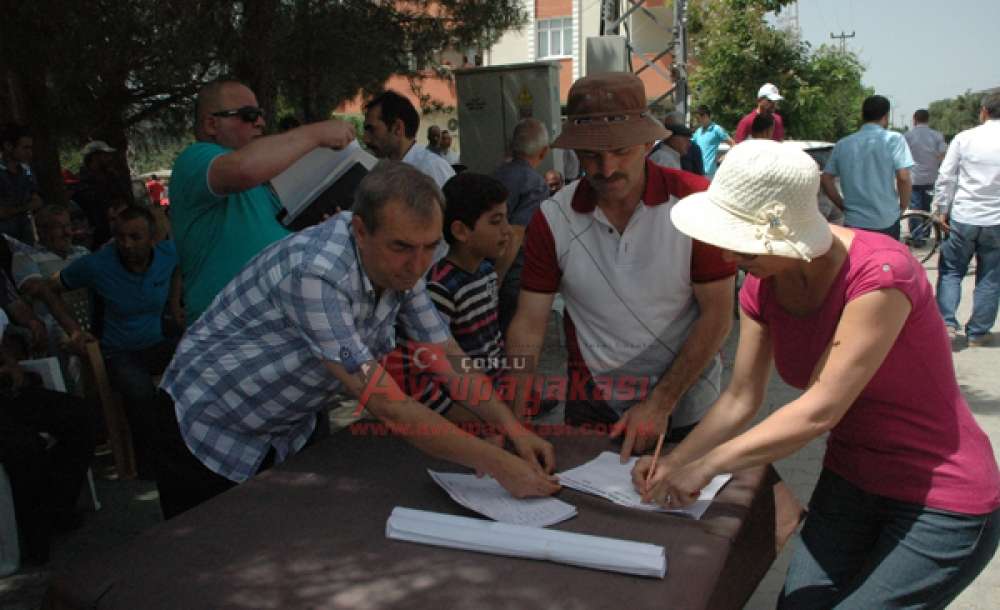Mahallelinin Hafriyat Kamyonu İsyanı