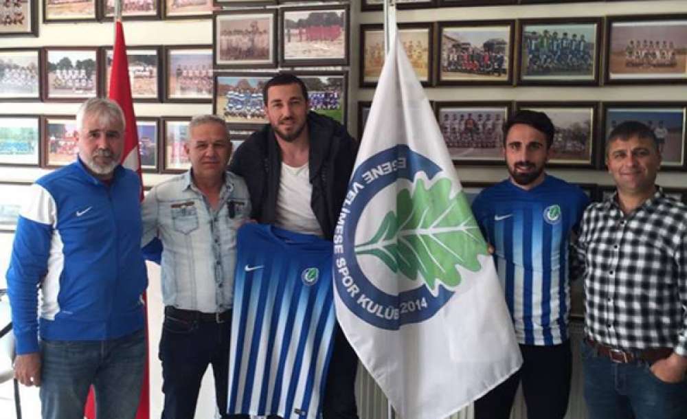 Ergene Velimeşespor Kaleci Mert Ile Yollarını Ayırdı