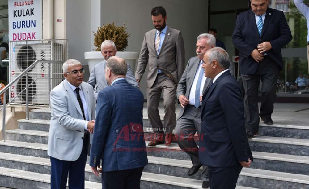 Vali Ceylan'dan Başkan Baysan'a İade-I Ziyaret