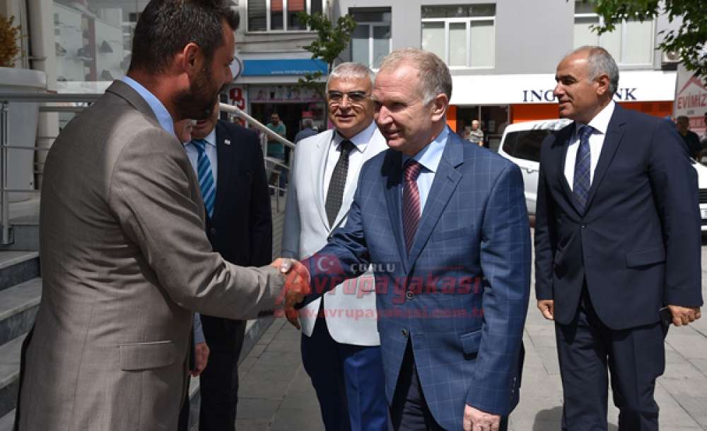 Vali Ceylan'dan Başkan Baysan'a İade-I Ziyaret