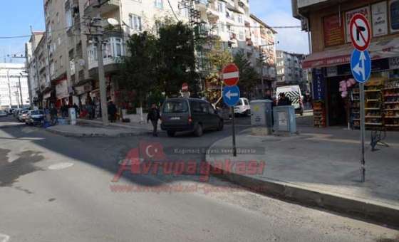 Mandıracı Caddesi'ne De Maket Polis Ekip Otosu Şart!