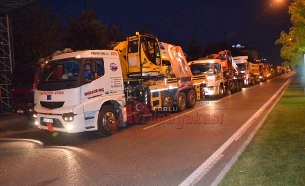 İş Makineleri Meydanlara İndi