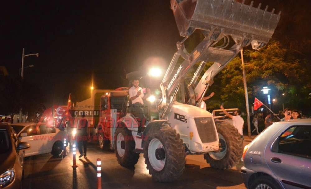 İş Makineleri Meydanlara İndi