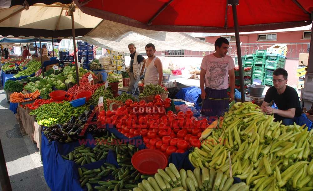 Semt Pazarları 20:30'da Kapanacak