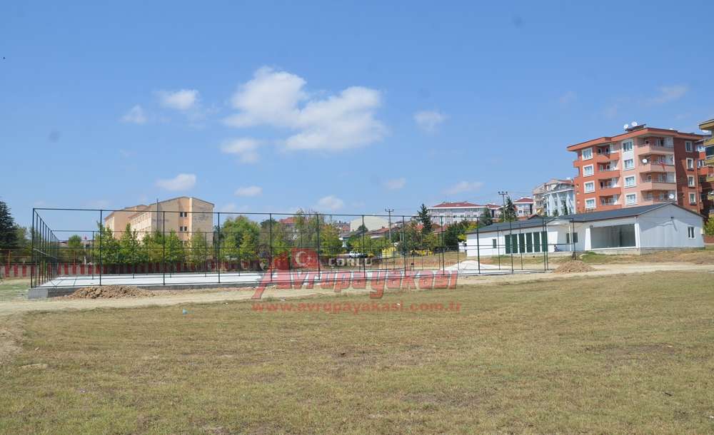 Tenis Kompleksi İnşaat Çalışmaları Sürüyor
