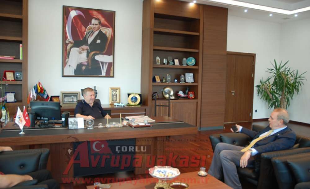 Chp'li Öztrak Ve Parti Yöneticilerinden Başkan Sülün'e Ziyaret