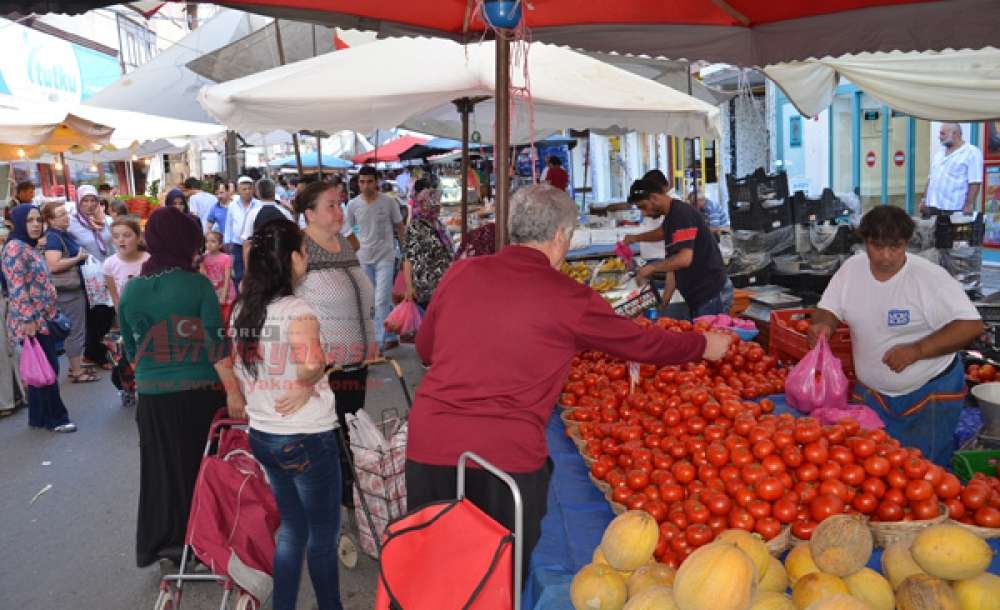 Bayram Pazarı Pazartesi Pazarı'nda Kurulacak