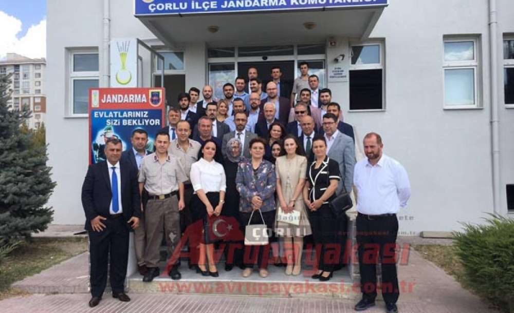 Ak Parti'de Bayramlaşma
