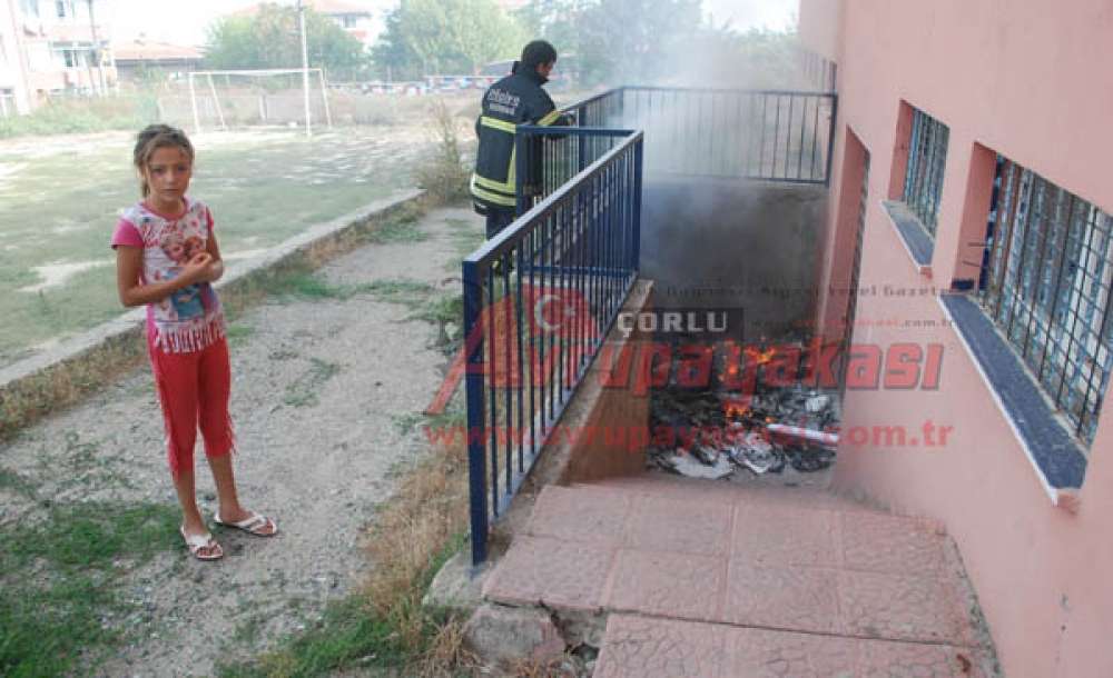 Yangın İhbarı İtfaiyeyi Alarma Geçirdi