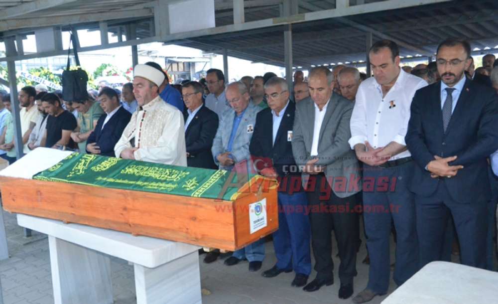 Gazeteci Özcan Son Yolculuğuna Uğurlandı