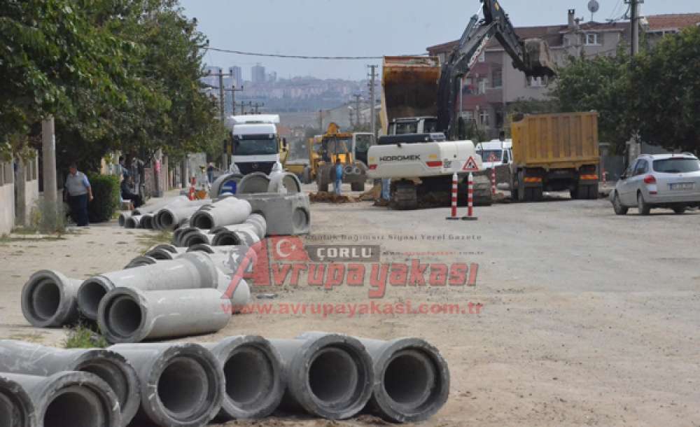 Ergene'de Altyapı Çalışmaları Devam Ediyor