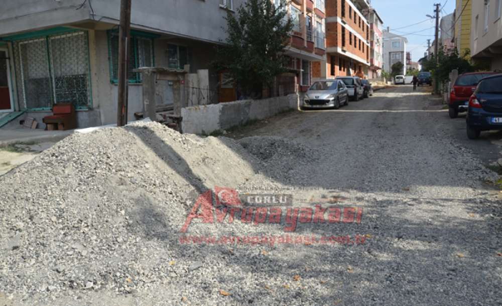  Bahçelievler'e Malzeme Atıldı