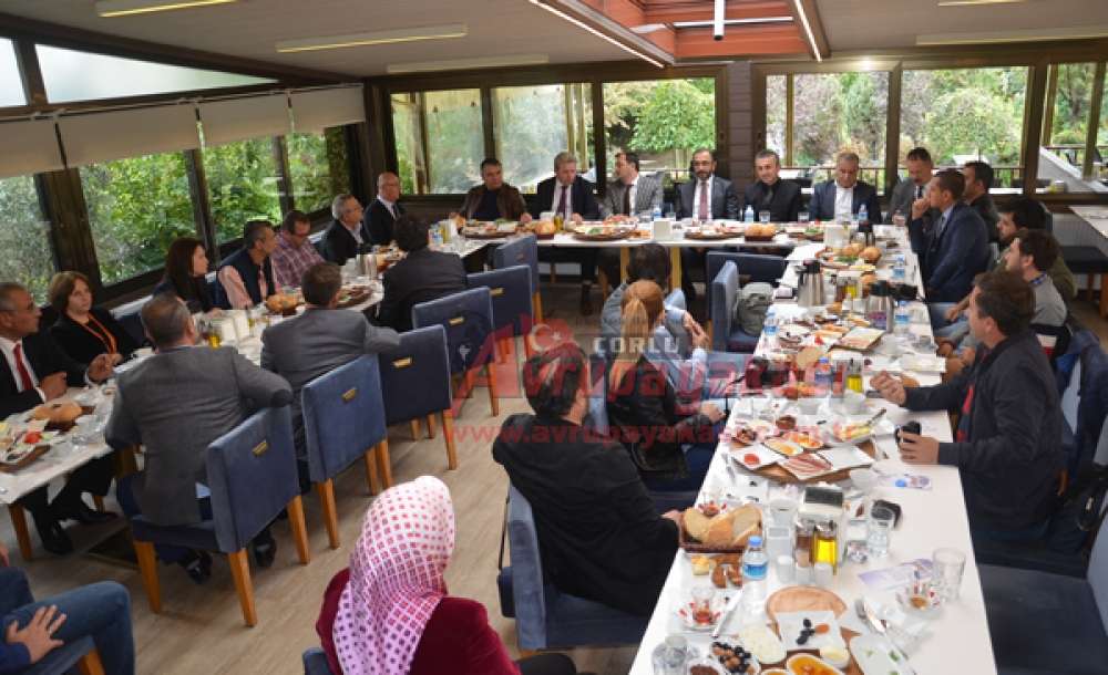 Ak Parti Tekirdağ İl Başkanı Cüneyt Yüksel:  “Çorlu Bizim İçin Önemli”   