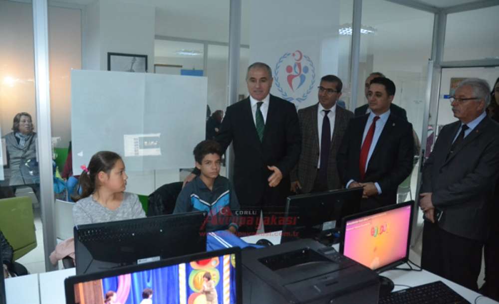 Kaymakam Kılıç'tan Çorlu Gençlik Merkezi'ne Ziyaret