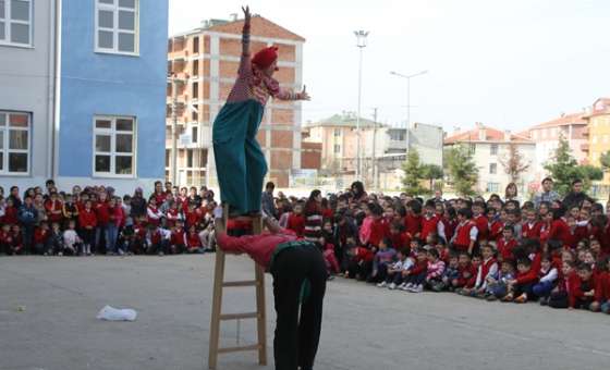 Kukla Festivali Kapaklı'da Başladı