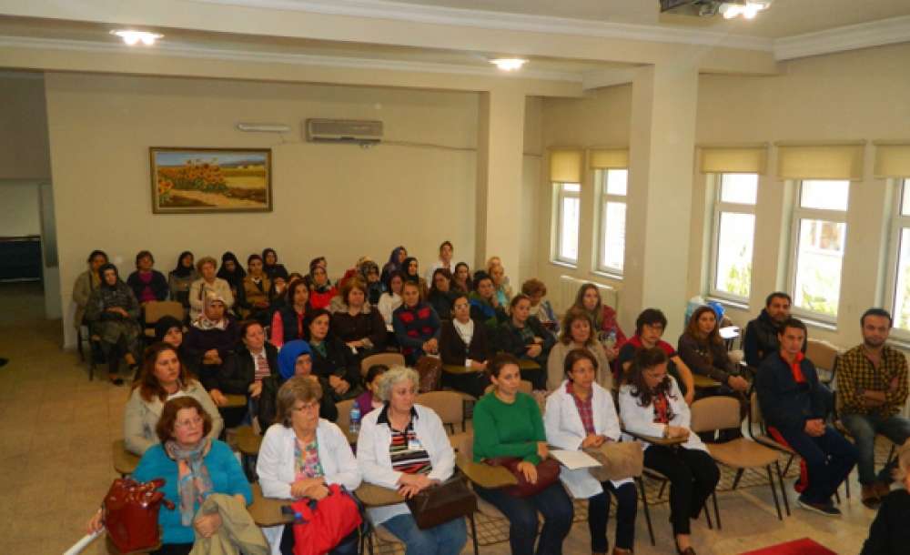 Müdür Güçlü, Çorlu Halk Eğitimi Merkezi Aile Birliği Toplantısına Katıldı   