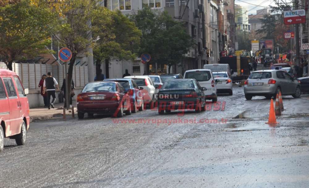 Kumyol'du Çamur Yol Oldu