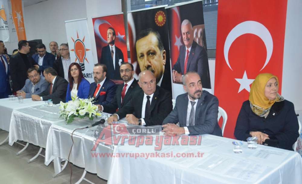 Ak Parti'den Mahalle Danışma Toplantısı