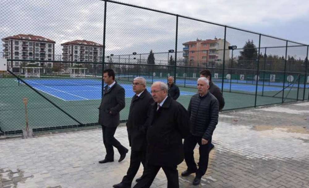 Başkanlar Albayrak Ve Baysan Çorlu Belediyesi Tenis Kortunu İnceledi
