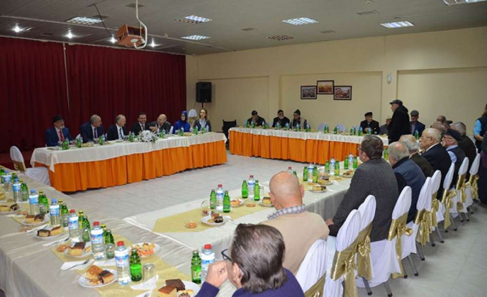 Vali Ceylan Çorlu Huzurevi'ni Ziyaret Etti