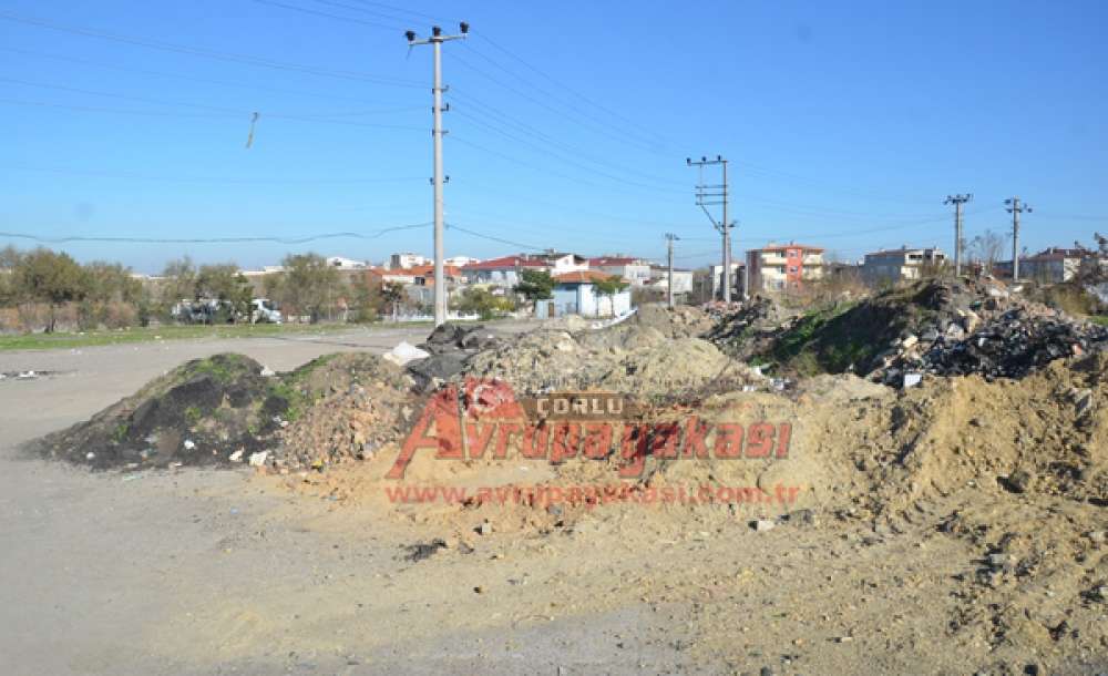Çöp Ve Hafriyat Tepeleri Büyüyor