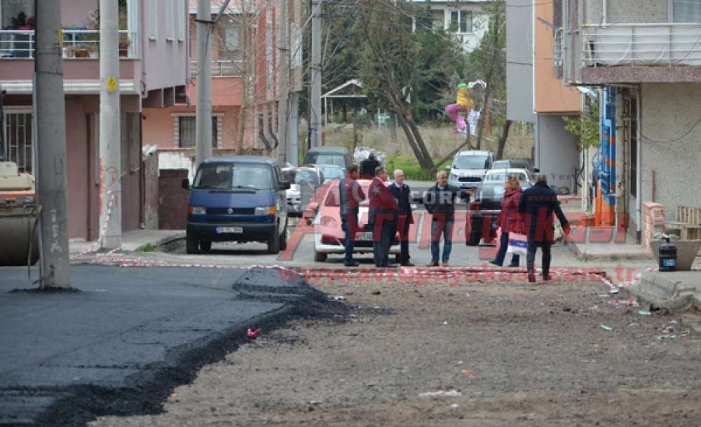 Mavilibahçe Ve Bahçelievler De Asfaltlama Çalışmaları Başladı