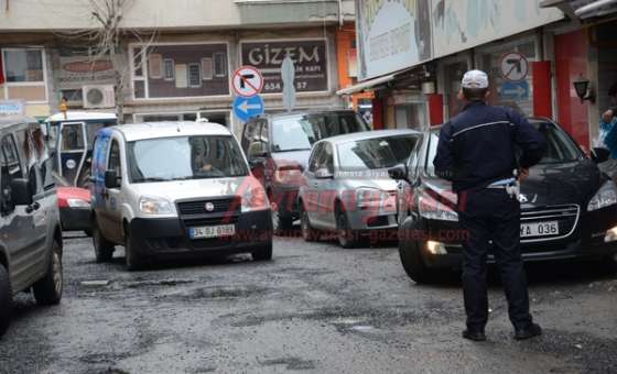 Mandıracı Caddesi'nde 1 Saatte 17 Araca Ceza