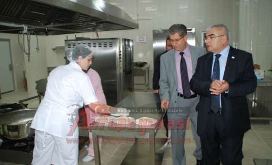 Kaymakam Doğan, Başkan Baysan Ve Meclis Üyeleri Aşevini İnceledi