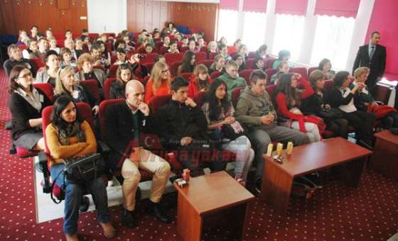Konuk Öğretmen Ve Öğrenciler`den Okumuş`a Ziyaret