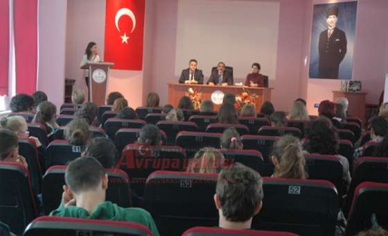 Konuk Öğretmen Ve Öğrenciler`den Okumuş`a Ziyaret