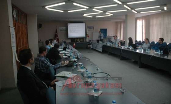 Aia Çorlu Bürosu`ndan İhracat Yönetimi Ve Pazar Araştırması Eğitimi