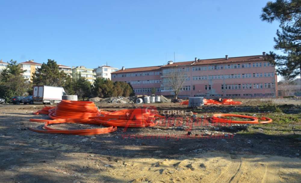 Park Beklerken Hafriyat Deposuna Döndü