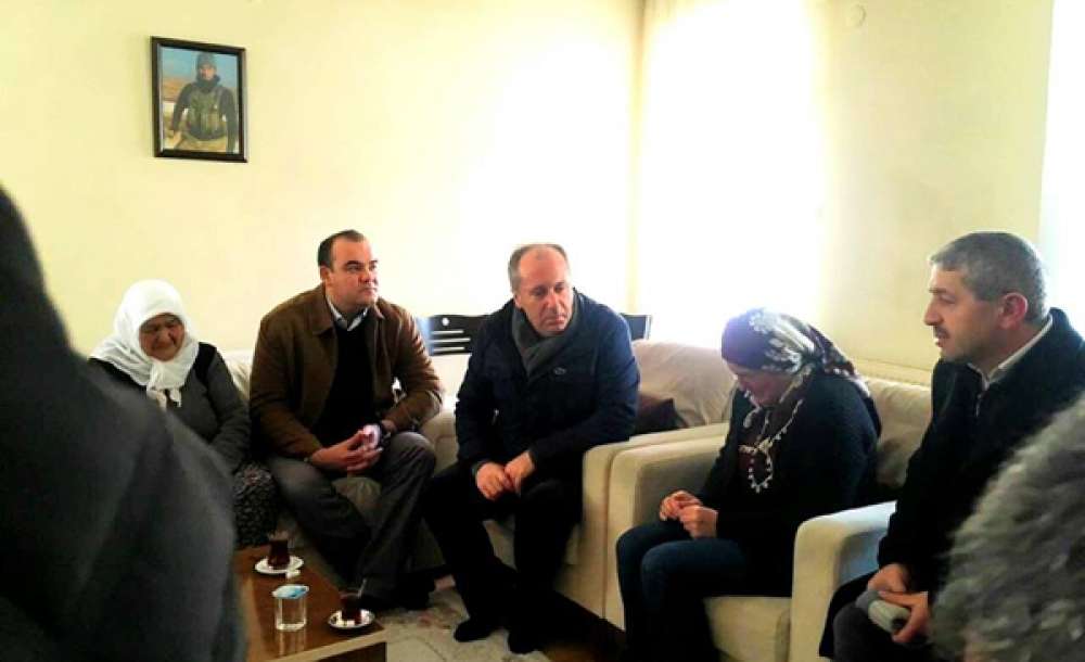 Chp'li İnce Ve Köprülü'den Şehit Acar'ın Ailesine Taziye Ziyareti