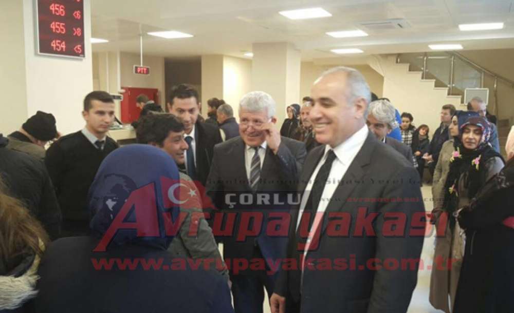 Kaymakam Kılıç, Yenilenen Ptt Binasını İnceledi