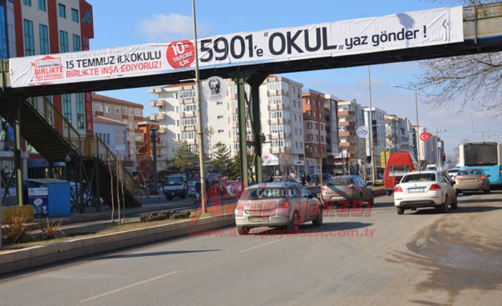 15 Temmuz İlkokulu Afişleri Asıldı