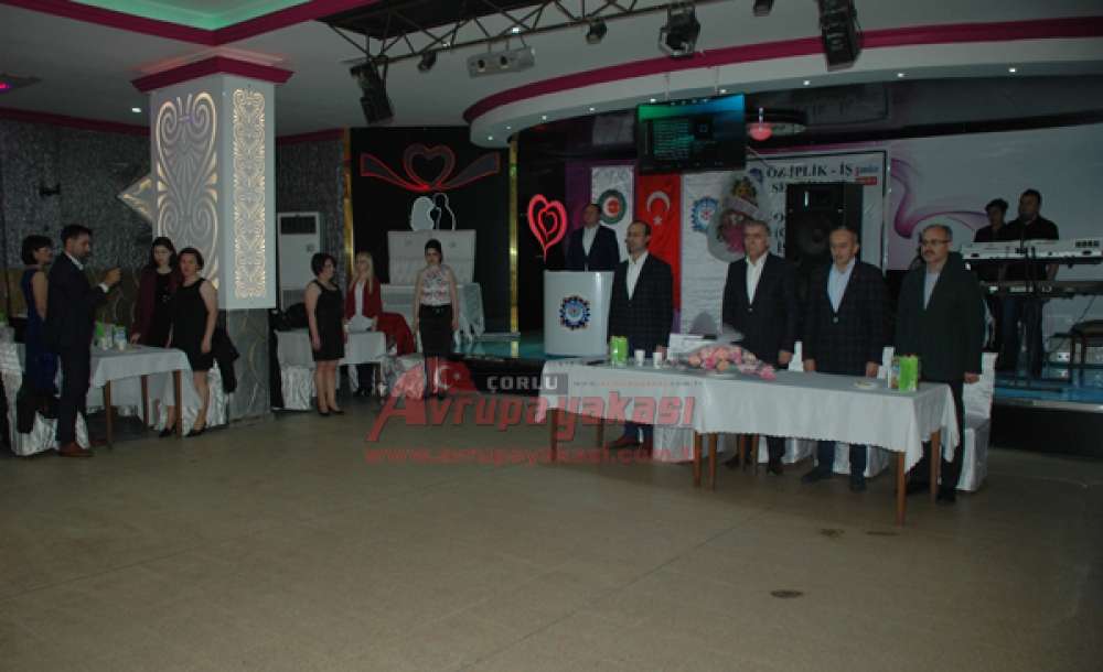 Öz İplik-İş Sendikası Genel Başkanı Murat İnanç:“Tekstil İşçileri Kötü Şartlarda Çalışıyor”