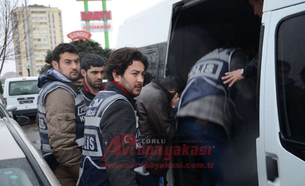 Polise Sahte Kimlik Beyan Eden Suç Makinesi Yakalandı