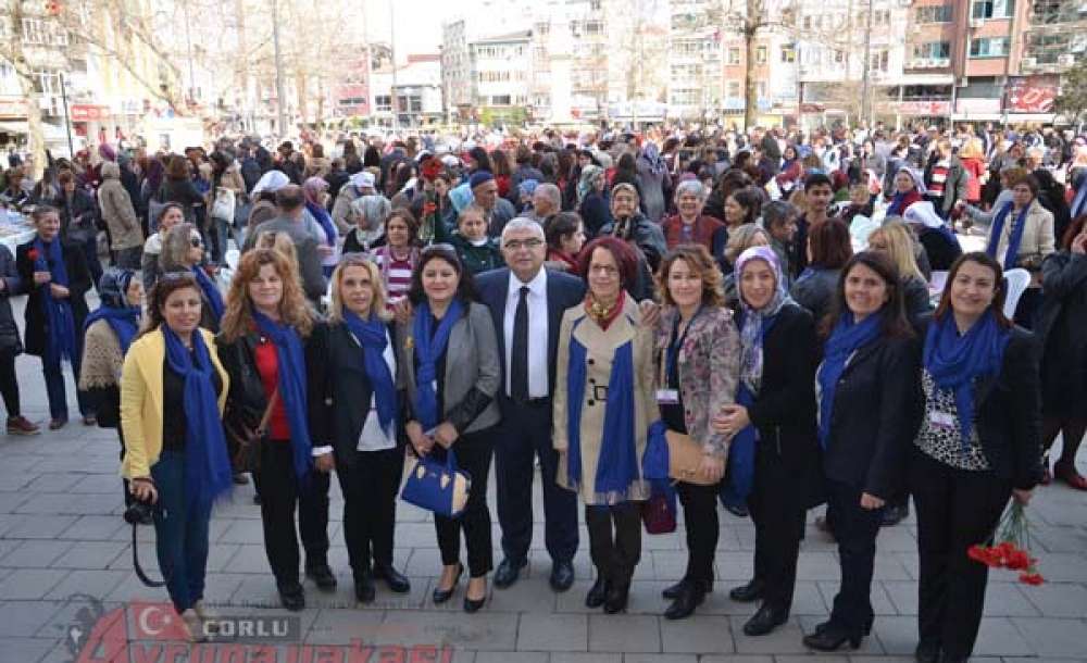 8 Mart Kadınlar Günü Çorlu'da Kutlandı