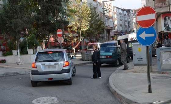 Kuralları Hiçe Sayıyorlar